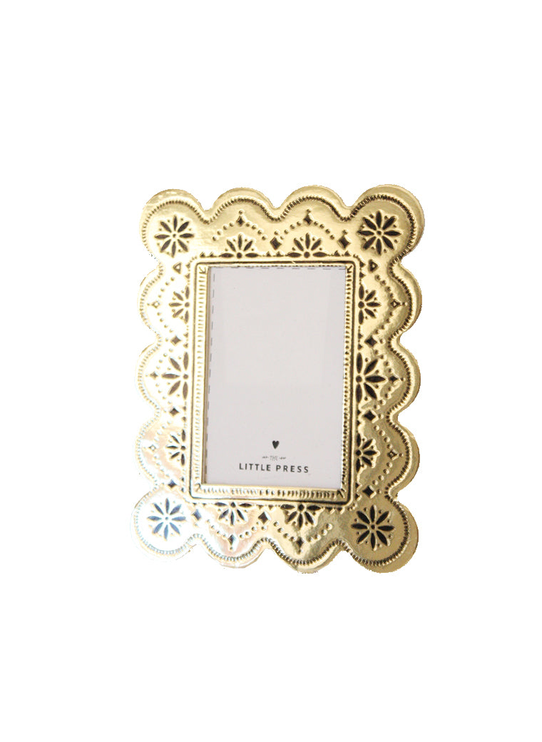 Faux Tin ~  Biscuit Frame