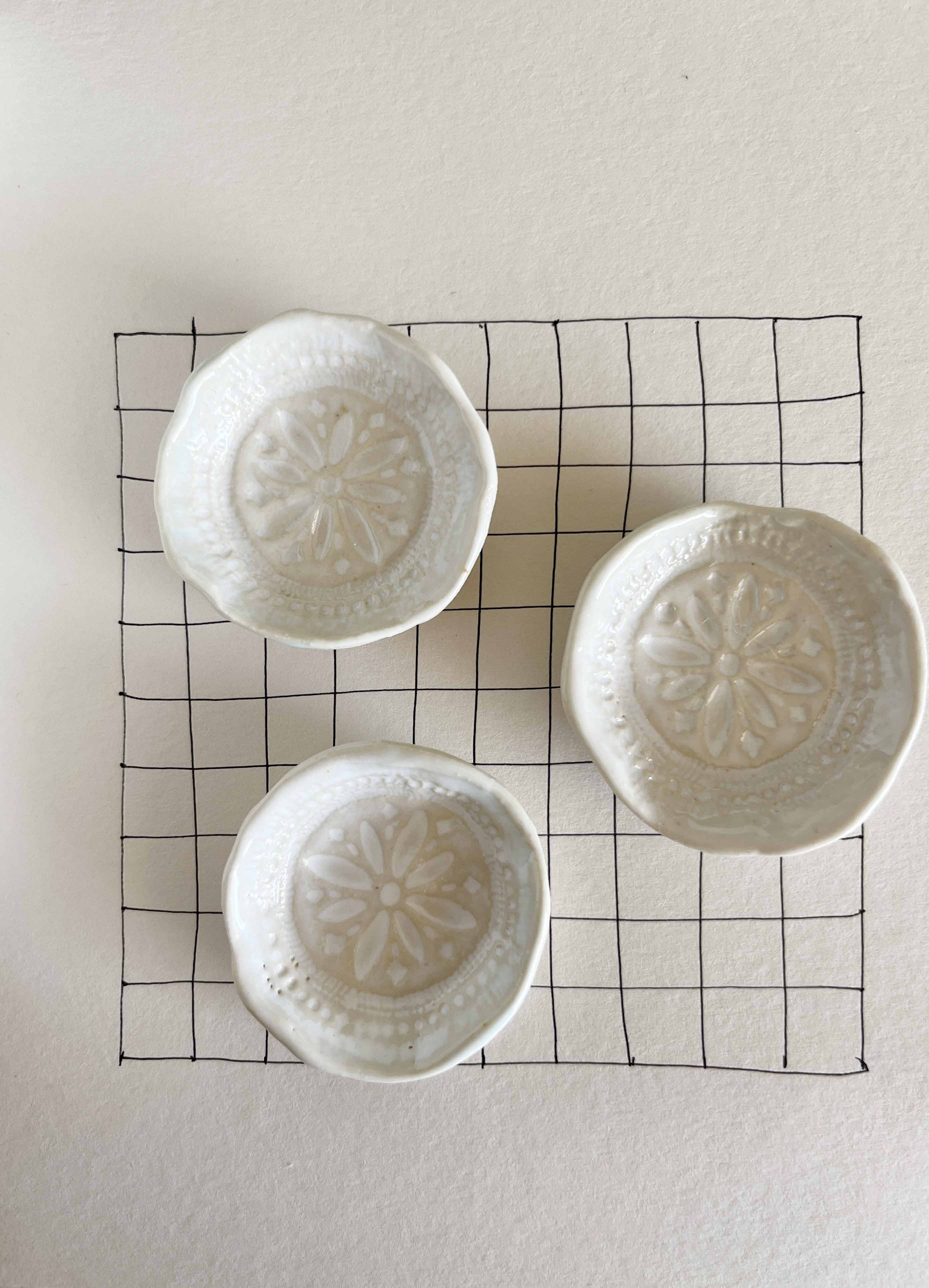 Ceramic Ring Dish small ~ white